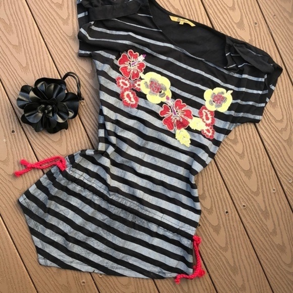 Outfitters asymmetrical hem Striped drawstring top - Picture 7 of 8